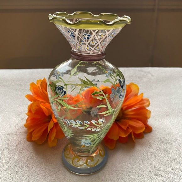 Featured image of post Antique Light Blue Glass Vase : 934 antique light blue vase products are offered for sale by suppliers on alibaba.com, of which ceramic &amp; porcelain vases accounts for 4%, glass there are 134 suppliers who sells antique light blue vase on alibaba.com, mainly located in asia.